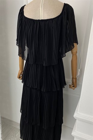 G0193 Piliseli Şifon Tasarım Elbise Siyah