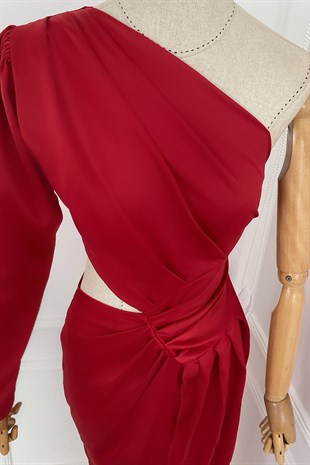 G0262 Tek Omuz Drape Detaylı Tasarım Elbise Kırmızı